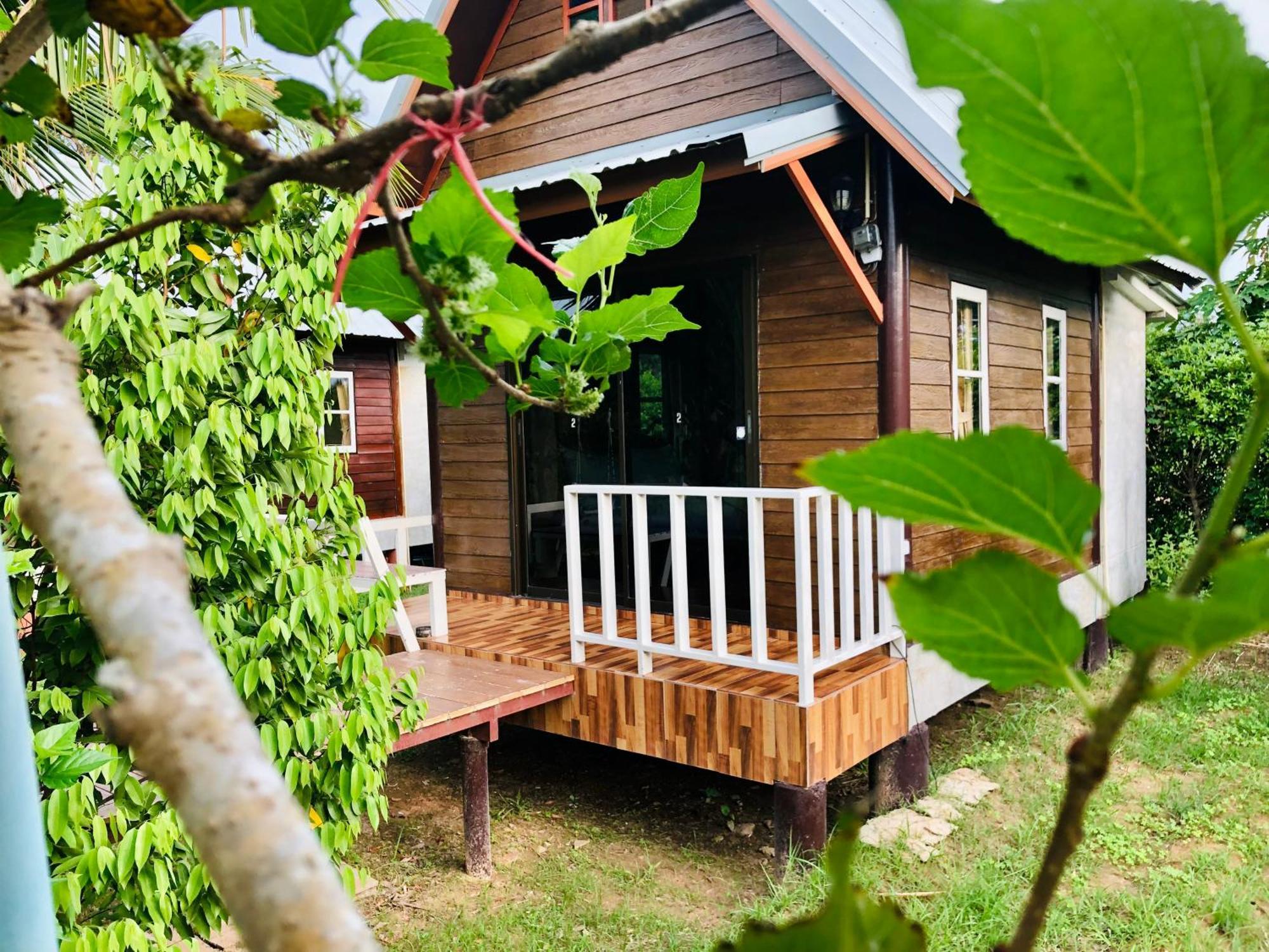 Baan Thung Home Stay Prasat Екстериор снимка