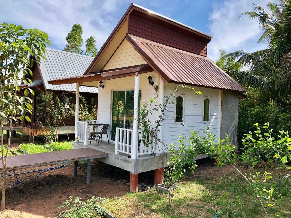 Baan Thung Home Stay Prasat Екстериор снимка