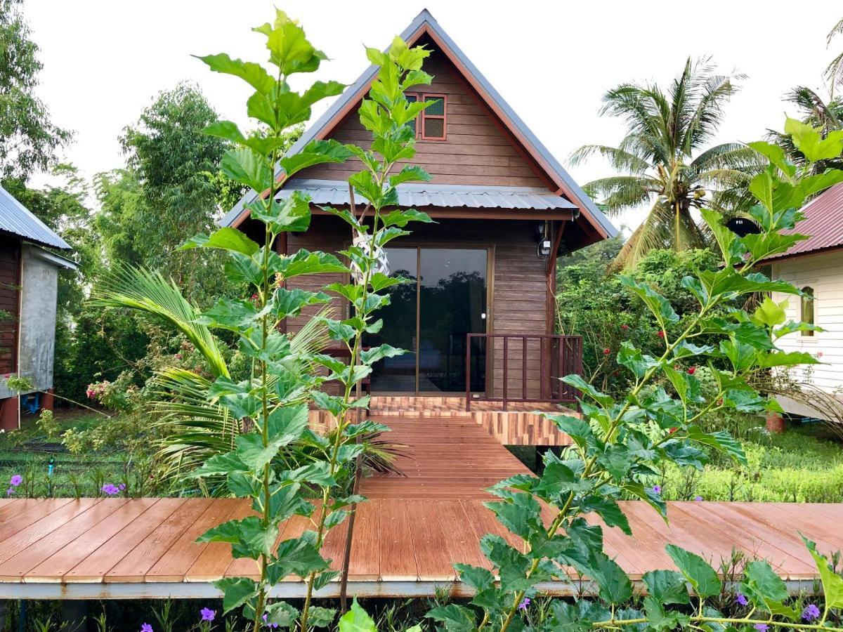 Baan Thung Home Stay Prasat Екстериор снимка